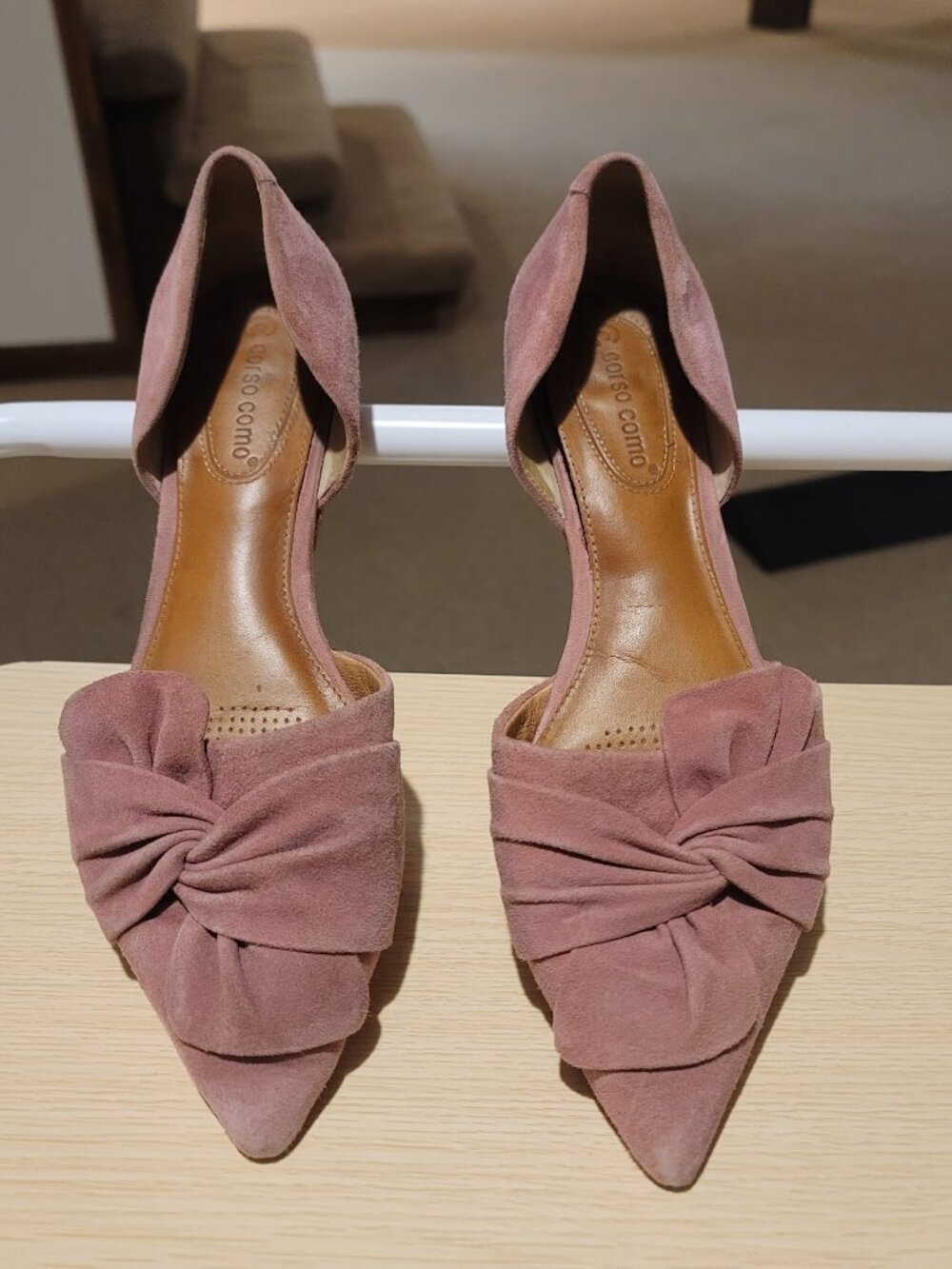 CC Corso Como Mauve Suede Pointed Toe Flats - Knotted Bow - Size 7.5M - Picture 1 of 5